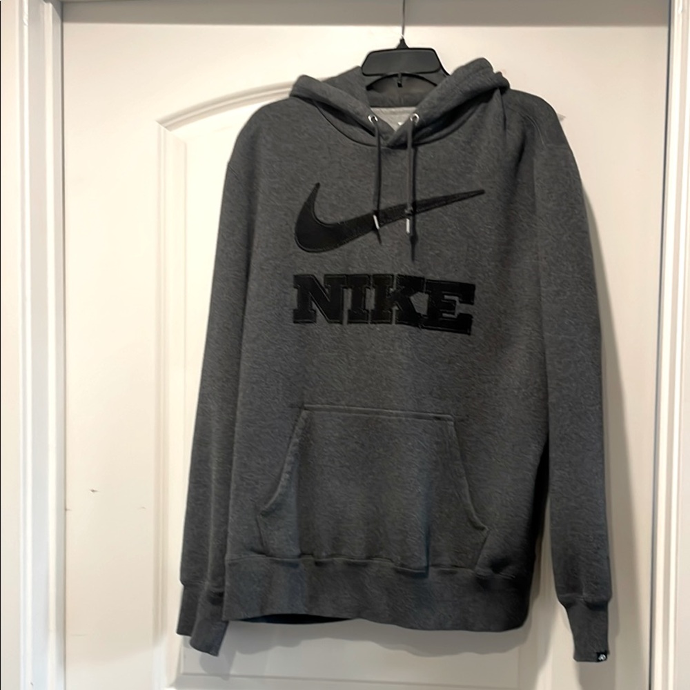 Nike Gray Sweatshirt Hoodie Athletic Wear